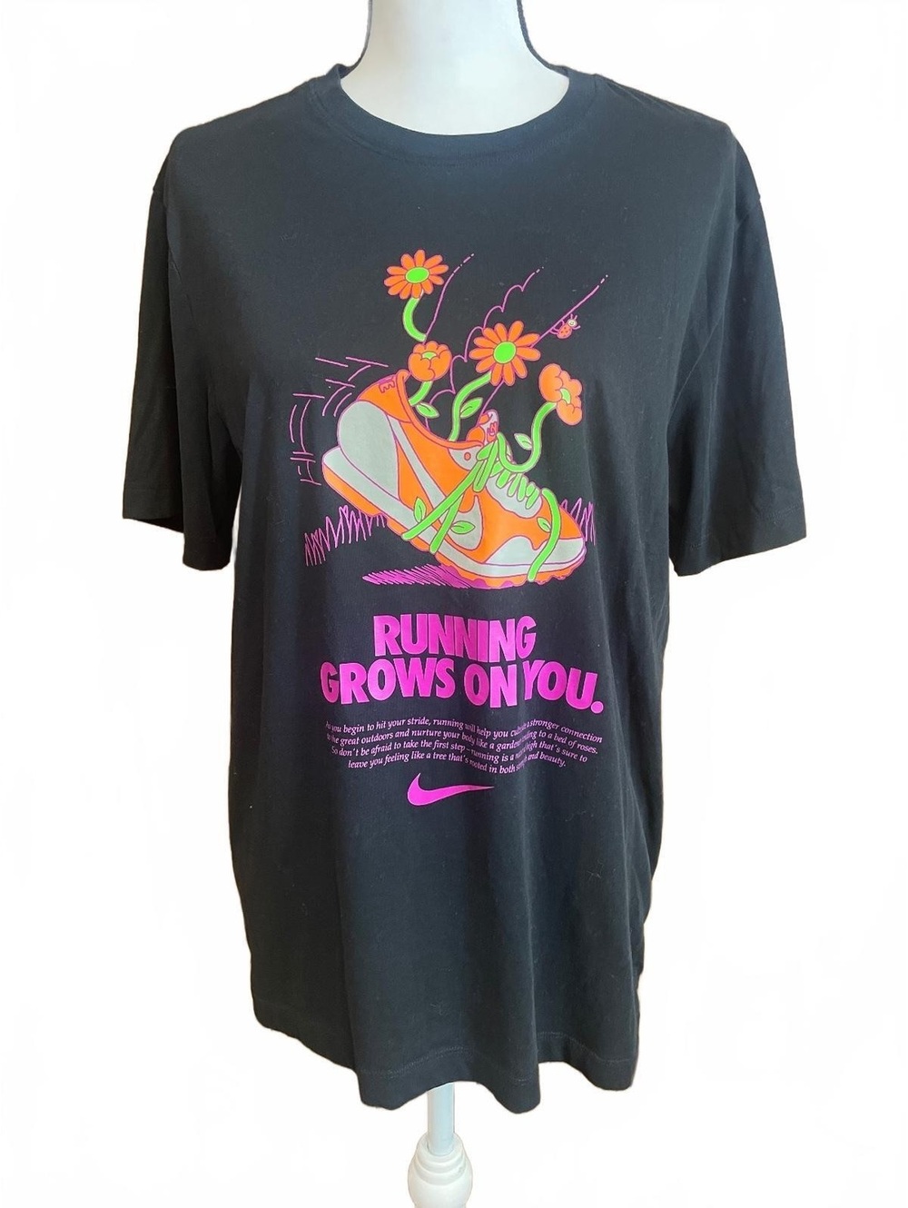 Nike Tee Dri-fit graphic black t-shirt medium
